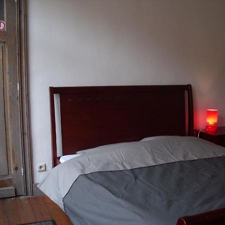 ホテル B＆B アウデ ハウトマルクト イープル 部屋 写真